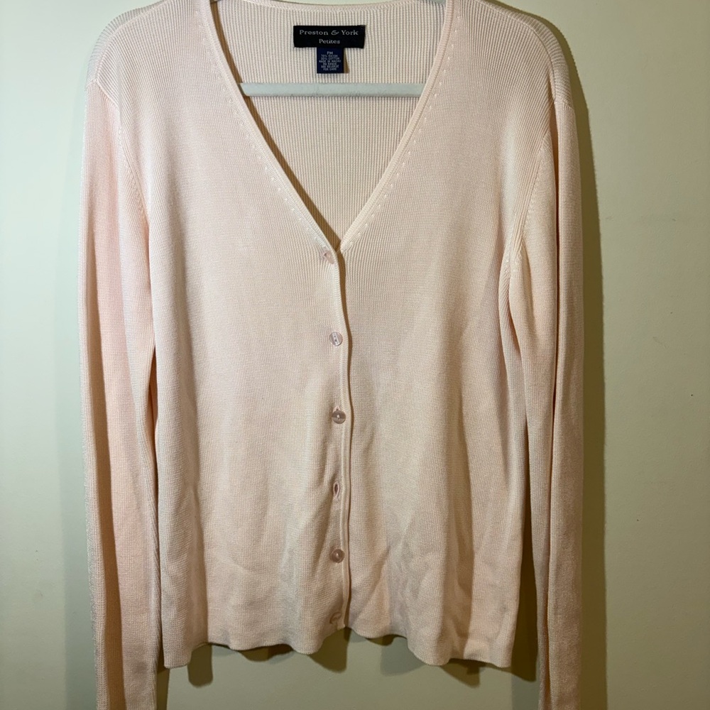 Preston & York Women’s Medium Petites pale pink cardigan sweater V‎ Neck soft
